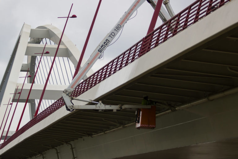 Pentele híd, Kifü-Kar Zrt. Műtárgy tisztítás