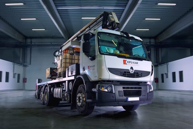 Iveco Simon TD 180 emelőkosaras hídvizsgálógép, Kifü-Kar Zrt., Hídmosás